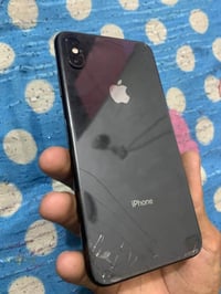 ايفون اكس إس ماكس   لون ⚫️  ذاكرة 512   بطاريه 🔋 100‎%‎ مبدله نوعيه مم...