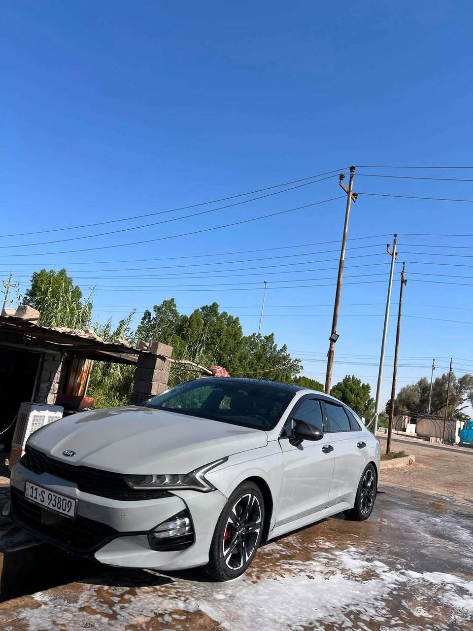 🚘 كيا K5 GT-Line 2021
السياره بسمي 
اللون: سمنتي مميز
الفئة: GT-Line فول مواصفات
المحرك: 1600 CC تيربو
الحادث: بنيد واكو بارد. بقبق الجنطه كد ثلاث اصابع وبدايه يم علامه الكيا  المدكر كد صبعين ..
السونار: موجود وحديث وجديد
الدواخل: جديدة ونظيفة جداً
الكشنات: جلد أسود مع تدفئة

المواصفات:
بانوراما
بصمة تشغيل وتشغيل عن بعد
شحن هاتف لاسلكي
قيادة ذاتية على الخطوط السريعة
هاند بريك بصمة
مثبت سرعة
ABS ومانع انزلاق
حساس ضغط الإطارات
بك لايت LED
شاشة مع خرائط ملاحة
كاميرا دوارة
رادارات جانبية ومراقبة النقطة العمياء
رادار الخطوط البيضاء
إشارات بالمرايا
كرسي السائق كهربائي
لايتات 3 عدسات
أوضاع قيادة Eco / Sport / Smart / Normal
بلوتوث + USB + AUX
تحكم ستيرن كامل
كير أوتو + عادي
أوتو بريك
ستيرن LED D
زينون
توقف ذاتي عند الرجوع
صندوق بصمة

📍 المكان: البصرة
💰 السعر: 150$ / واذا اكو مراوس اكسنت. خليجي 16
رقم ***********
 واتساب ***********

