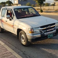 تويوتا 2002 • ابيض • السليمانية