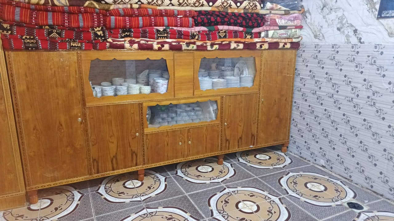 مجمدة شغاله • بوفية درجة اولى • نجف