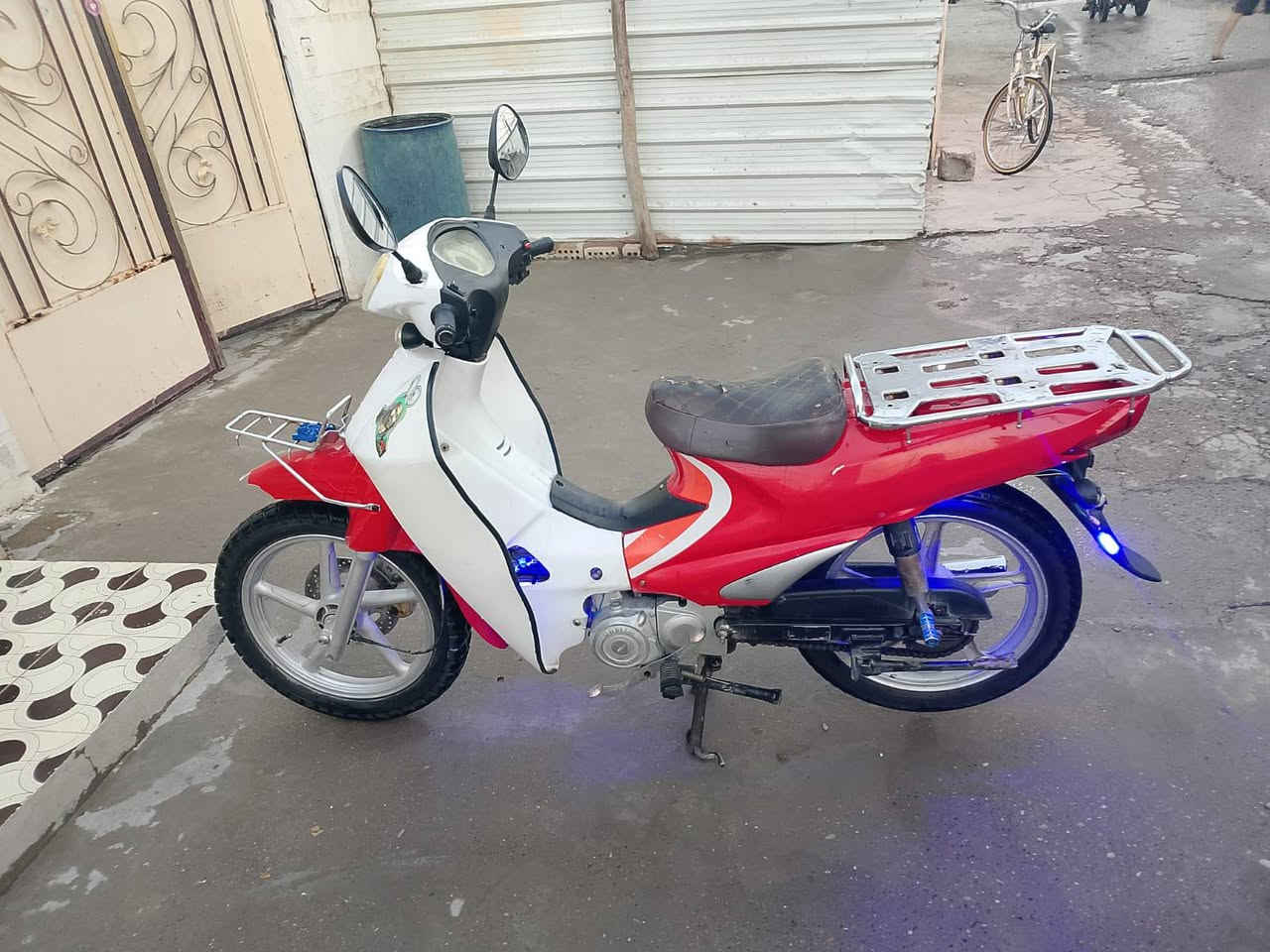مطور سرفيز للبيع نضيف محركه ابلادي مناقصه شي ***********المو شري ليتصل
