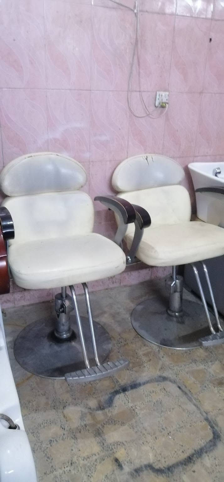 السلام عليكم غراض مستعمله للبيع بغداد حي القاهره ***********
