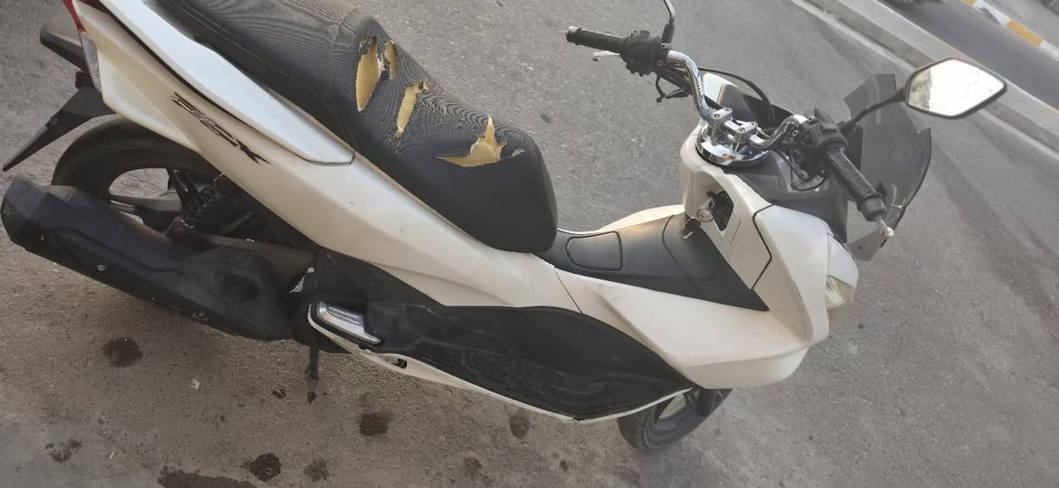 سلام عليكم دراجه pxc الجيل الثاني البيع الرجا مو شراي لا يتصل مكان بغداد جسر ديالئ سعر ٩ ونص ***********
