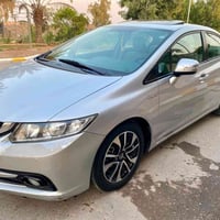 اخوان للبيع هوندا سيفيك 2013 خليجي فول مواصفات مكفولة من الصبغ والضربة...