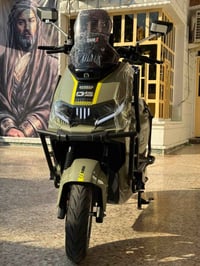 دراجة صاعقة شحن للبيع   Vip 2027   الدراجه جديده صار يومين من ماخذه   ...