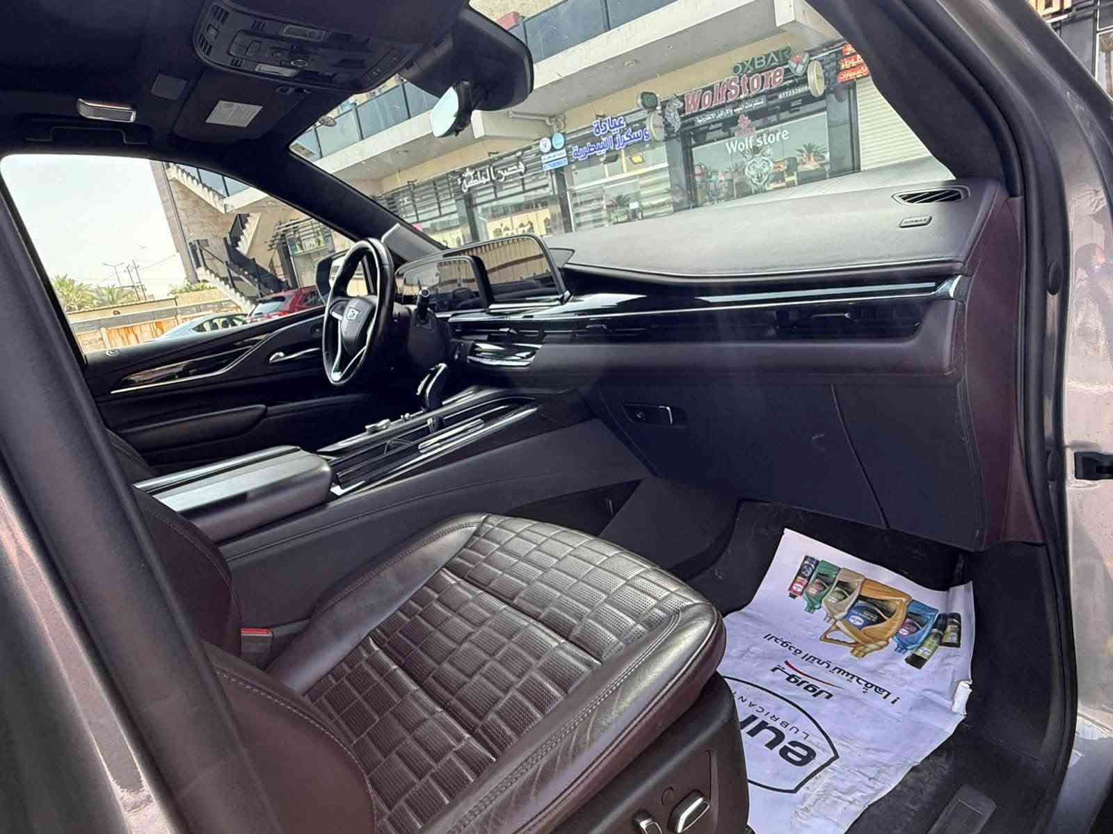 كاديلاك اسبريسو موديل 2022
السياره فول للاخير 

حادثها خلفي عندك الجاملغ الخلفي وشويه من قبق الجنط فقط 

بجمها كبس 

السيارة تخبل وبالعافية على الياخذها مقدما 

مكان السيارة بغداد/حي الخضراء 

للتواصل فقط على الرقم او واتس اب

***********
