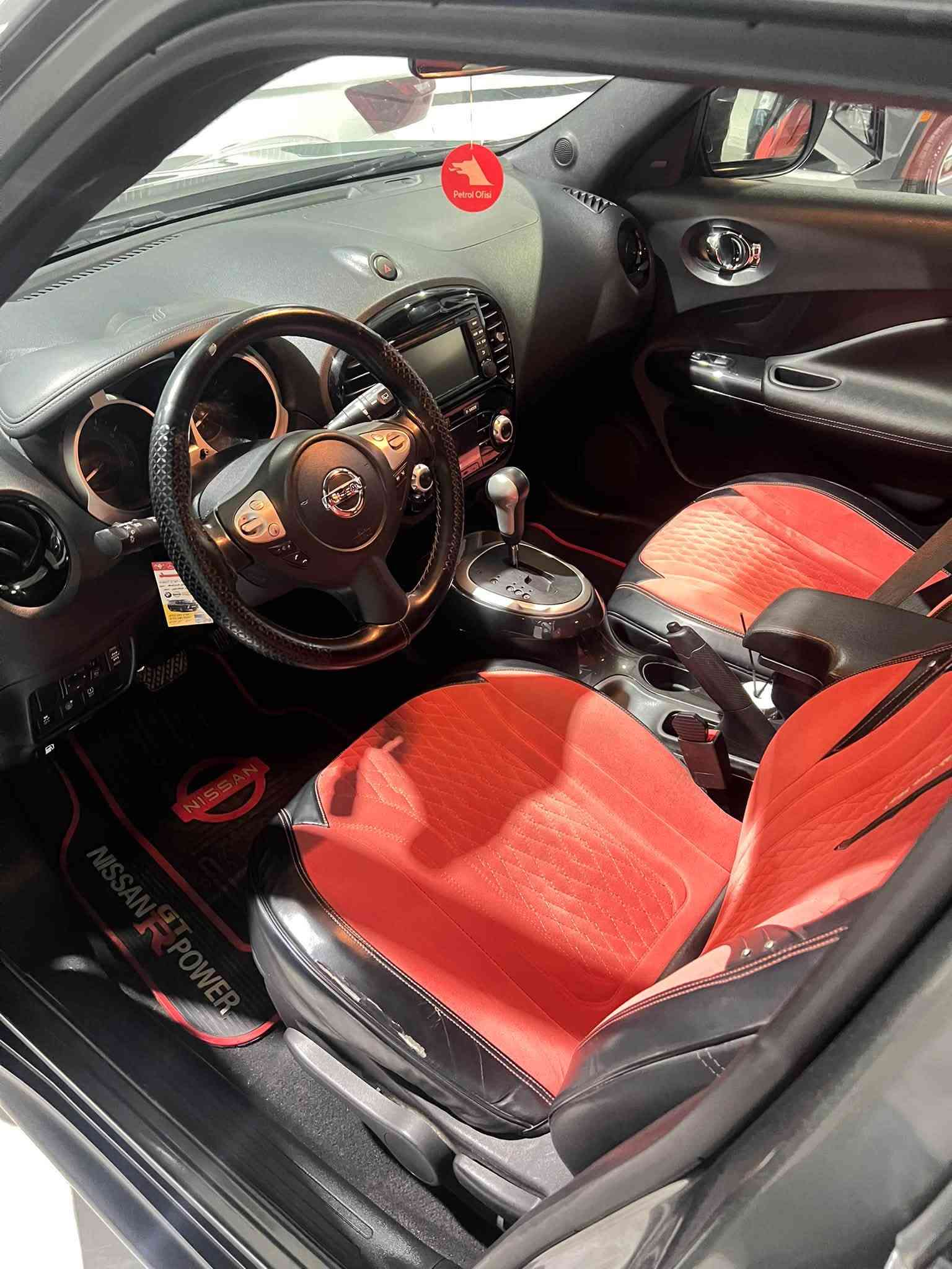 نيسان JUKE
صفر شركة مهند 
سياره بدون صبغ بدون تعديل✅
ماشي 83 كيلو جديد📦
فول موصفات 
بانوراما
خمس كامرات 
رقم سنويه جديد
سعر : 129 بيه مجال
***********☎️
