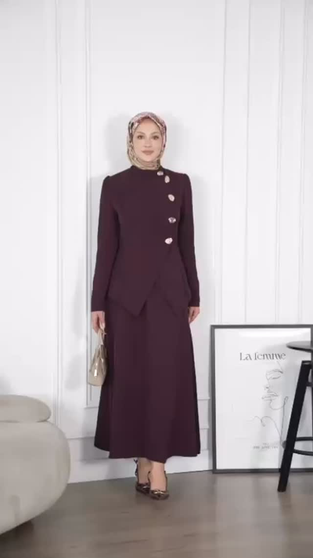 ملابس • للبيع