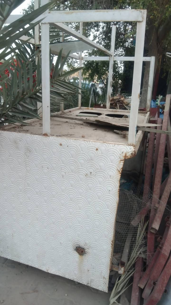 عربنه للبيع في حي ميسان
***********
