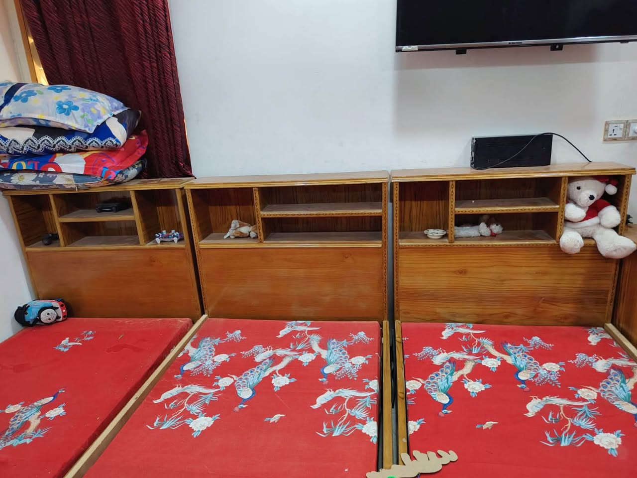 سلام عليكم جرباي شبابي للبيع نضيف حيل صاج درجة أولى  مكان بغداد حي عامل اي كسر مابي حيل ￼نضيف  ***********￼ سعر وحد 85 الف
