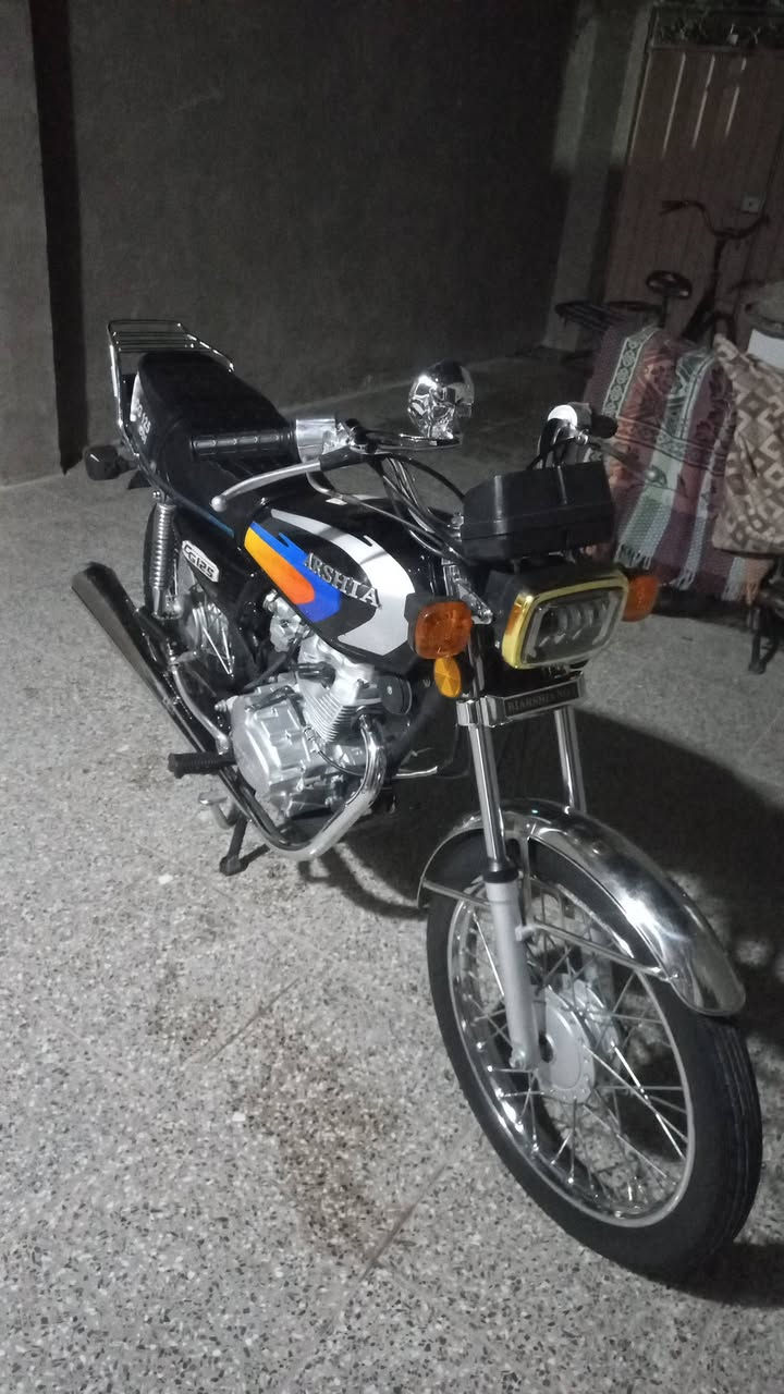 للبيع اربعه كير   مديل (25) اوراق كامله سكنر كفاله عامه سعر (650)وبيه مجال
(***********) نجف سايدين المطار
