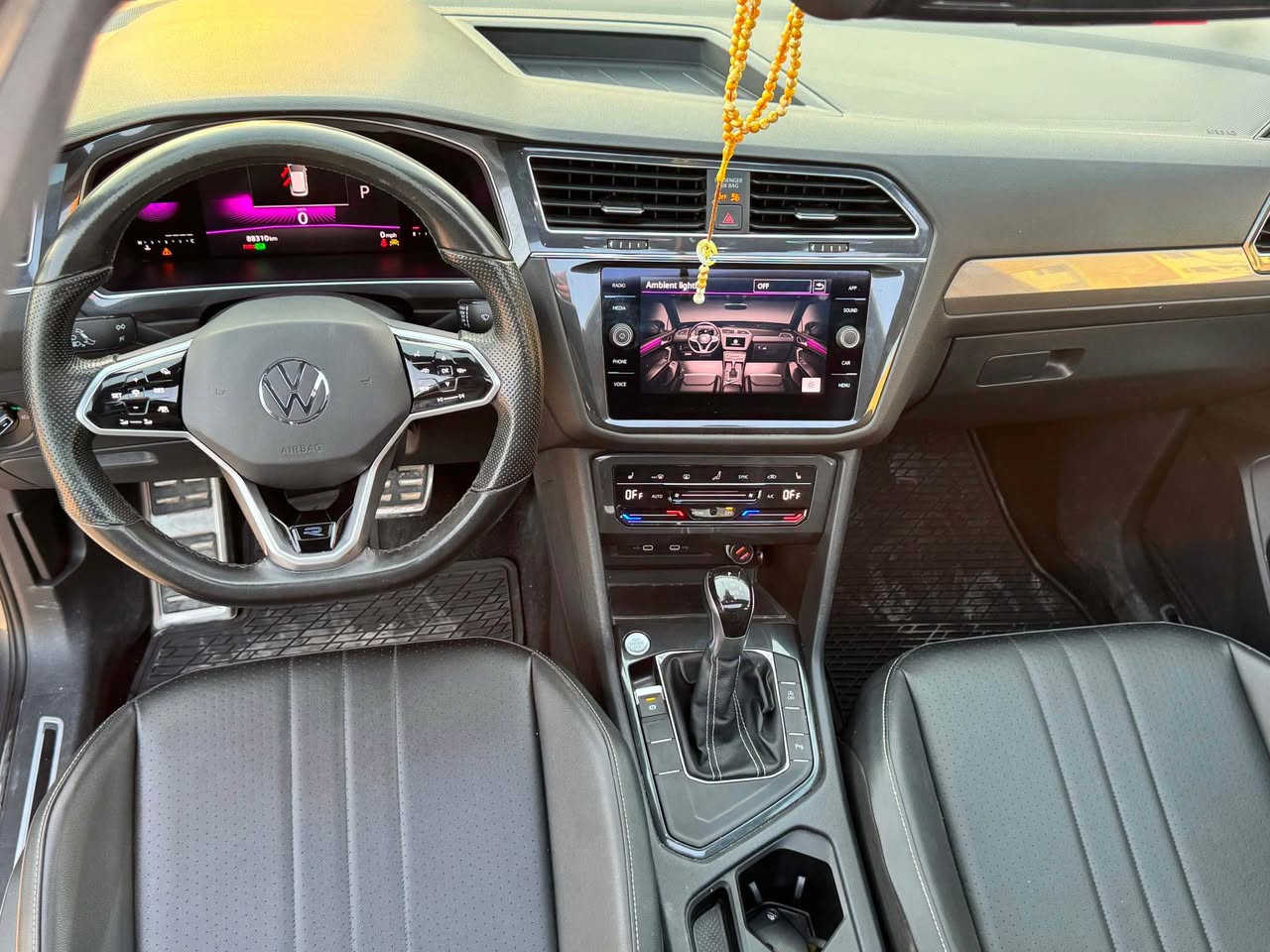تیکوان 2023 SE R-Line بۆ فرۆشتن

مۆدێل: 2023 | مەکینە : 2.0 Turbo، 4 
54,000 میل رۆشتوە
رەقەم  شاسی: 3VVCB7AX9PM001278
تەنها بۆنێت بۆیاغە بێ ناوی شاسی بەشەرت ، هەموو Airbag ـەکان سەلامەتن و نەتەقیون و رادێتەر و پێشی بیلادی.
رەقەم  هەولێر، هەزە و سەنەوی نوێیە
شوێن: کۆیە 

مواسەفات :  فول مواسەفات R-Line Se،شاشە گەورە و گێچ ئەلیکترۆنی، پانۆراما،بەسمە و شەغال  ،حساس پێش و دواوە، کامێرا ،لایت زینۆن و لید ،Car Play، رادار ٣٦٠،  کوشن جلد و هیتەر ، هاند برێک بەسمە ،تەبرید لەمس دوو زۆن و تەبریدی دواوە و  شەحن وایەرلێس.7 کووشنی ،زۆر مواسەفاتی تر.
بێ تەقە و رەقە بنی نوێیە تایە بیلادی ویل بیلادی لۆک لۆک
ماڵی دۆستە 

3VVCB7AX9PM001278 ڕەقەم شاصي 
 
ژمارە تەلەفۆن :*********** Singapore

