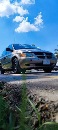دوج كرفان للبيع طويله 2004 07714151437