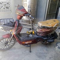 كشر • ما بيها بطاريات • شهداء البرديني