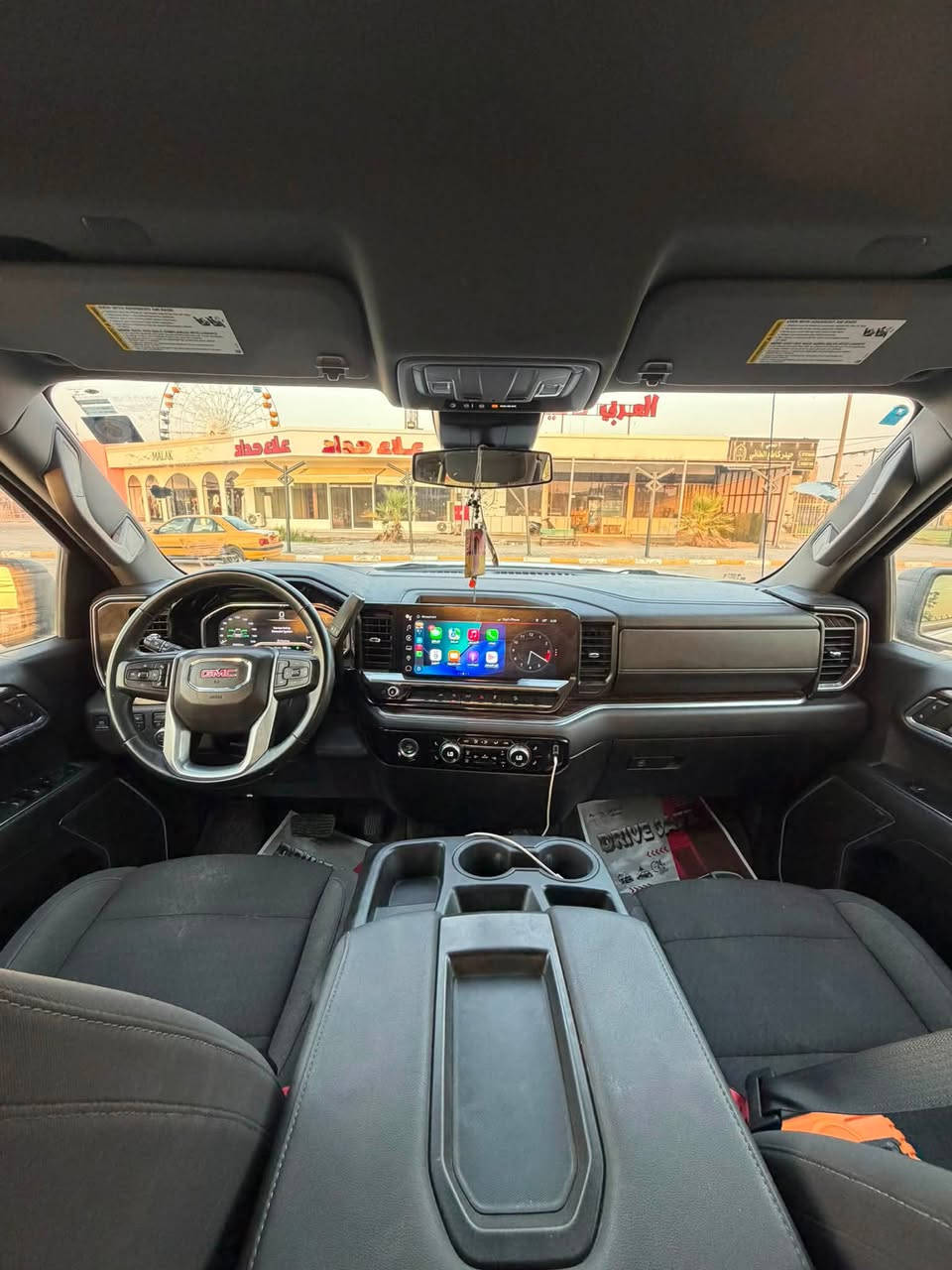 السلام عليكم
2024 GMC SIERRA K1500 الفيشن 

جيمسي سيرا

رباعي AWD 4*4

شاشه كبيره 

كير تعليك

كشن كهرباء

رادار خلفي

رادار امامي

تحكمات ستيرن

مثبت سرعه

تحديد مسار

لايت زنون

باب كبير بودي قصير 

مكينة 8 سلندر 5.3

رقم قادسيه انكليزي شهداء يعني سنتين تداور  تاخذ كفاله عامه وشرط المداور 

بيه هواي مواصفات  حادثهه خشم الجاملغ الامامي عكس السايق ايرباك ستيرن فقط 

السعر الاتصال 

***********
