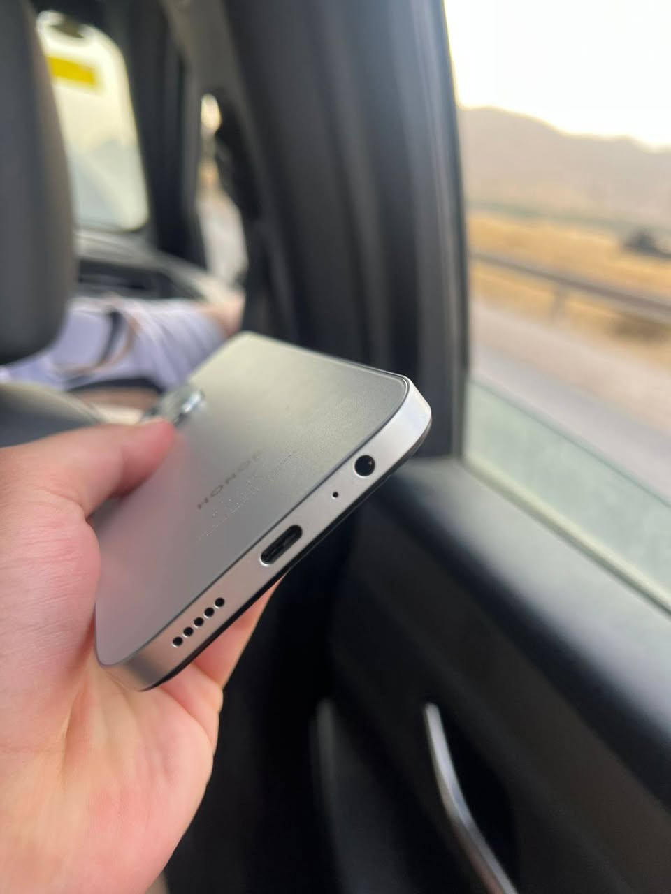 السلام عليكم شباب هونر x6c
مستعمل سبوع للبيع قيم ومنختلف 128 ذكرة
غراضة كاملة 
بغداد 
***********
