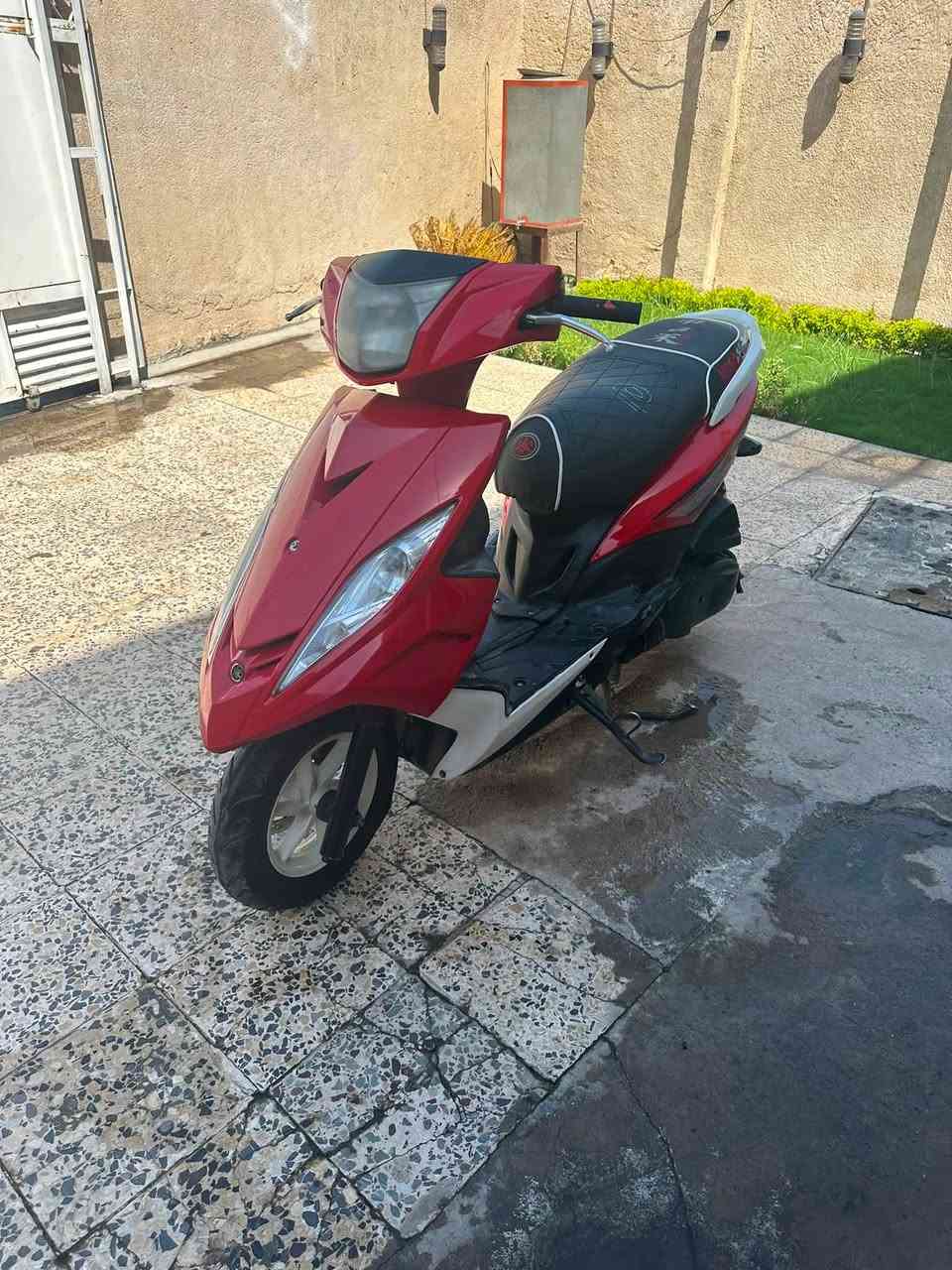 السلام عليكم🤍
دراجه gtr للبيع مكفوله من التاير للتاير صالها 5 اشهر نازله رمبه  نقوصاتها بس بريك امامي واطار قبق  بانزين فقط الباقي كلها بلادي كفر ختم واحد  #السعر 1200🤍 وبيها مجال للطيبين مكاني بغداد اسكان المنصور الواتساب ***********
