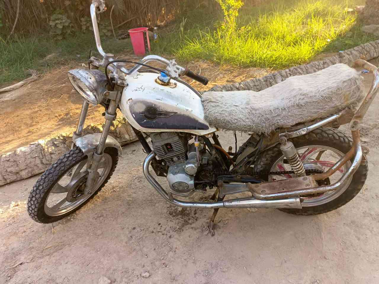 سلام عليكم مكلف بنشر  دراجه كلك للبيع تايموته سعر 150 وبيها مجال قليل هاذه رقم صاحب دراجه *********** خاص ما جاوب
