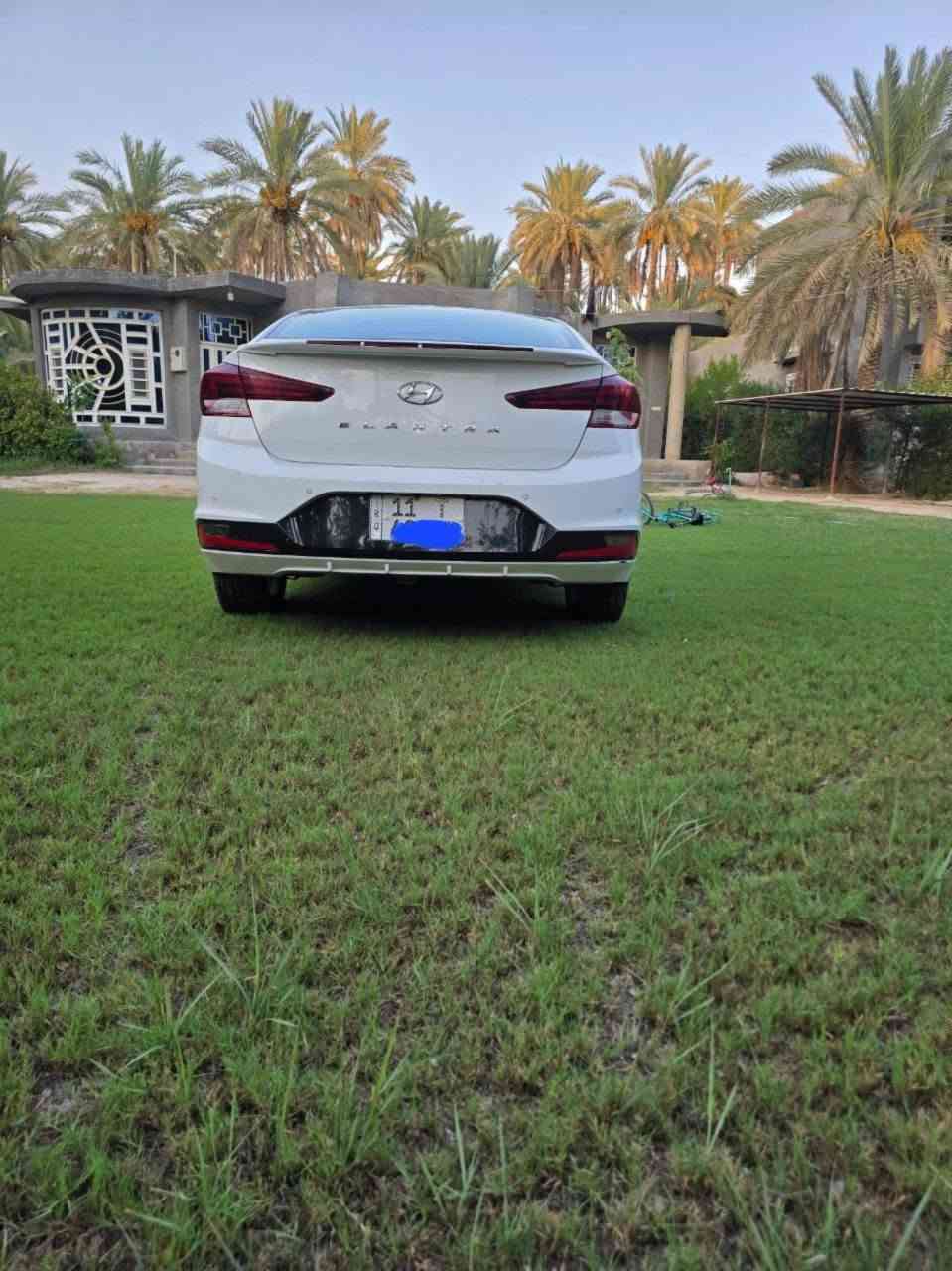 سلام عليكم
النترا موديل 2020 وآرد خليجي ( الشركة العامة )  فول مواصفات 1/1   ماشية 140  السنويه بإسمي صادره بتاريخ 13 / 7 / 2026 لغاية 12 /7/ 2031  الهزه قبل شهر ونص امسويها  (( السياره مكفوله من الحادث والصبغ  ))  رقم السيارة بغداد
السعر / 155 وبيها مجال
عنواني / محافظة كربلاء - قضاء الحسينية
رقم الهاتف / ***********

١- بصمه بالباب وبصمة تشغيل
٢- فتحة بالقمارة
٣-كامره اماميه وكامره خلفية
٤-حساس امامي وحساس خلفي
٥- ويل كب
٦- اشاير بالمري
٧- المري شفط
٧- ترحيب بالأبواب والمري
٨-  كير أوتماتيك وعادي  ٦ سرعات
١٠ - نظام السرعات الرياضي والأعتيادي والأقتصادي
١١- شاشه حجم كبير
