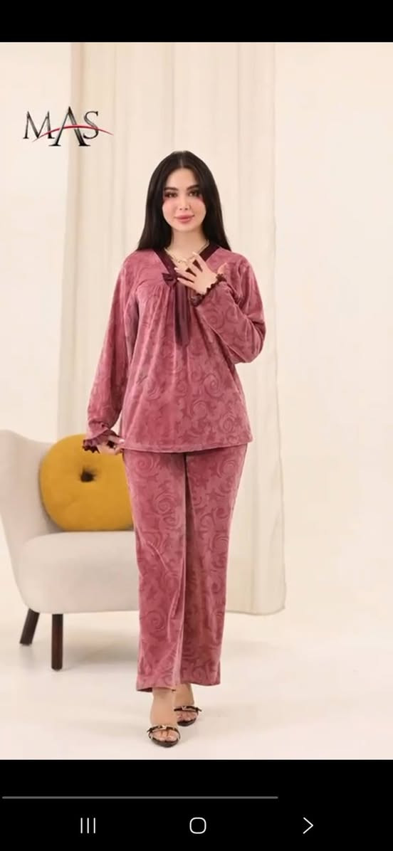 ايتيمات ٧٠+ • تراك شانيل • مقاسات M-2XL
