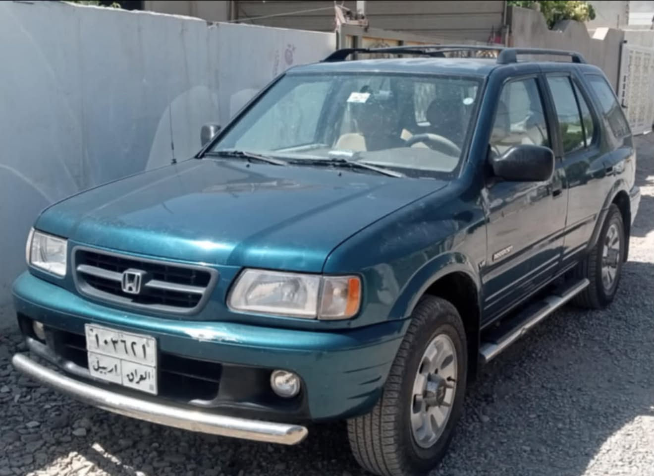 🚘 للبيع Honda Passport موديل 2000
🔹 المحرك: 3000cc – 6 سلندر
🔹 ناقل الحركة: أوتوماتيك
🔹 الوقود: بنزين + غاز LPG
🔹 السيارة استخدام شخصي ومرتبة
🔹 المحرك والقير بحالة جيدة
🔹 التبريد والتدفئة شغالة
🔹 الكهرباء كاملة شغالة
🔹 نظام الغاز موجود ويعمل
🔹 لوحة أربيل
🔹 السيارة جاهزة للفحص

📍 الموقع: تكريت العلم 
💰 السعر65 وبيها مجال 
📞 للاستفسار: ***********

الفحص للجادين، والسيارة واضحة أمام المشتري.
