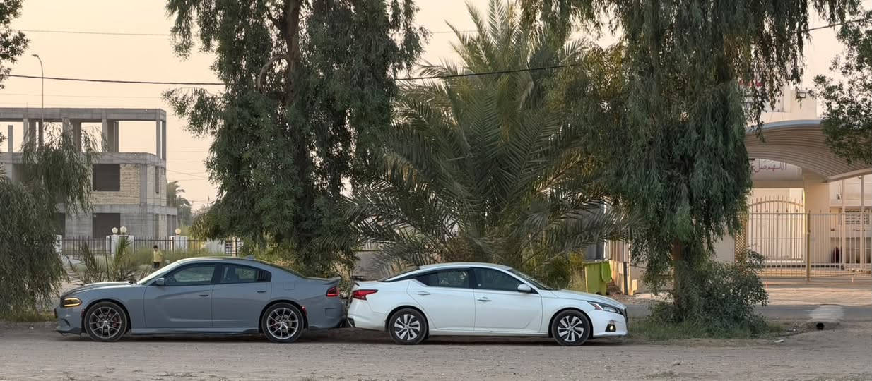 جارجر  5.7 / DAYTONA
موديل ٢٠٢٢ لون اسمنتي  رقم بغداد

ماشيه ٢٤ الف ميل 

فئة GT

مواصفات ال GT معروفه 

مغلفة ppf 
لايت ٨ عدسات 

حادث السيارة دعامية خلفية فقط بارد شبر بالجامرلغ الخلفي عكس السايف 

كامله ما بيها اي نقص 
مكانها بغداد الحارثية 
السيارة باسمي تحويل ما انتظر تحويل مباشر 
السعر ٢٩٥ بيع مستعجل 
***********
