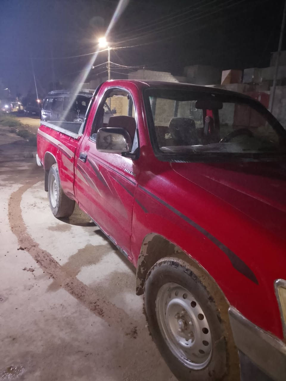 بيكب  2001 فلاحي صبغ جماليه بدون   دواخل رقم بغداد انكليزي سياره باسمي تحويل مباشر محرك كير اكسل شرط مكان الموصل الايمن***********السعر85 بي مجال
