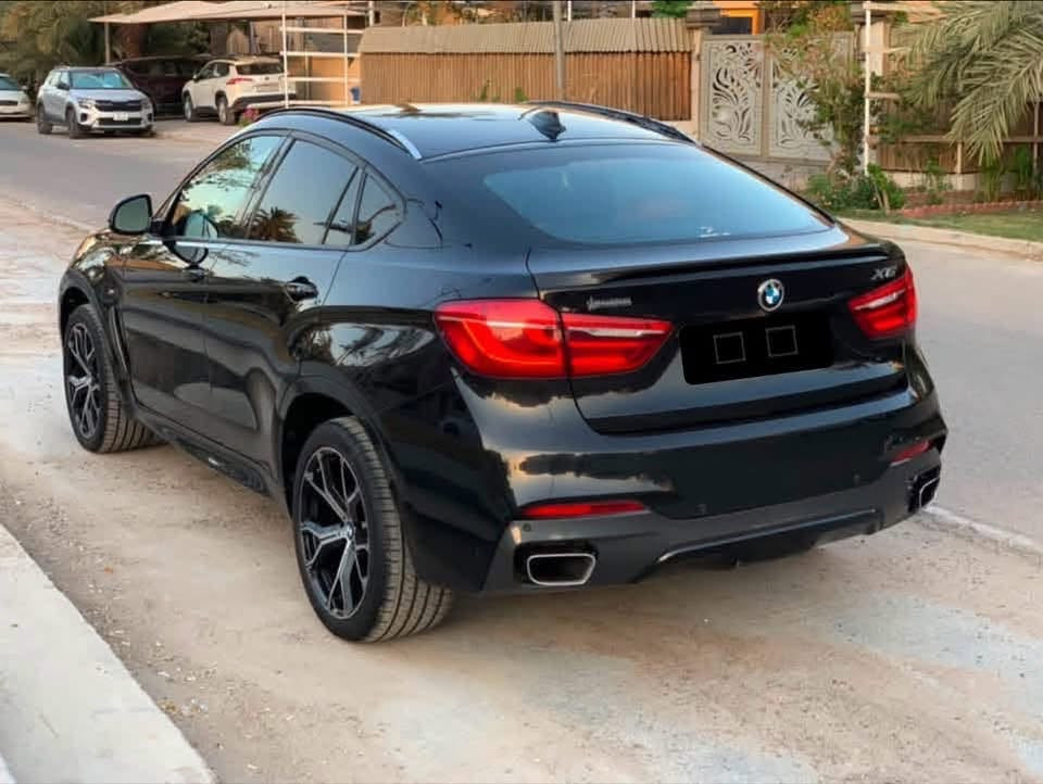 السلام عليكم bmw x6 موديل  2015 v8
وكاله العروش ماشيه 100mi
فول للاخير بدون حادث
رقم اربيل تحويل ثاني يوم السياره بدون اي نقص 
مكان السياره بغداد 
للاستفسار ع السعر
الاتصال ع الرقم ***********
