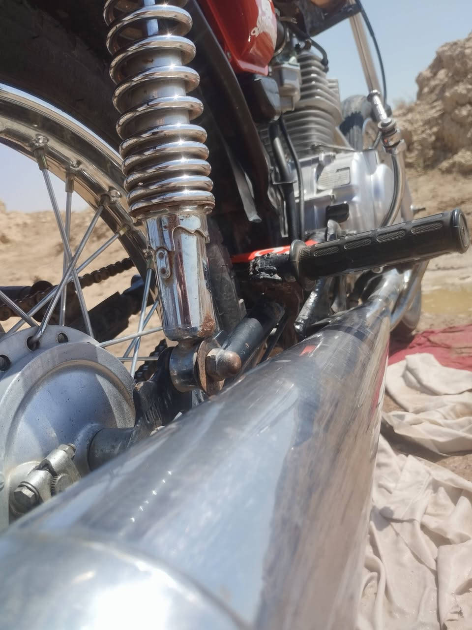 دراجه للبيع وراق صولي صولي ممكينه جلامجه اصلي ما مفتوحه دراجه خير من الله وباقي تفاصيل خاص.      ***********
