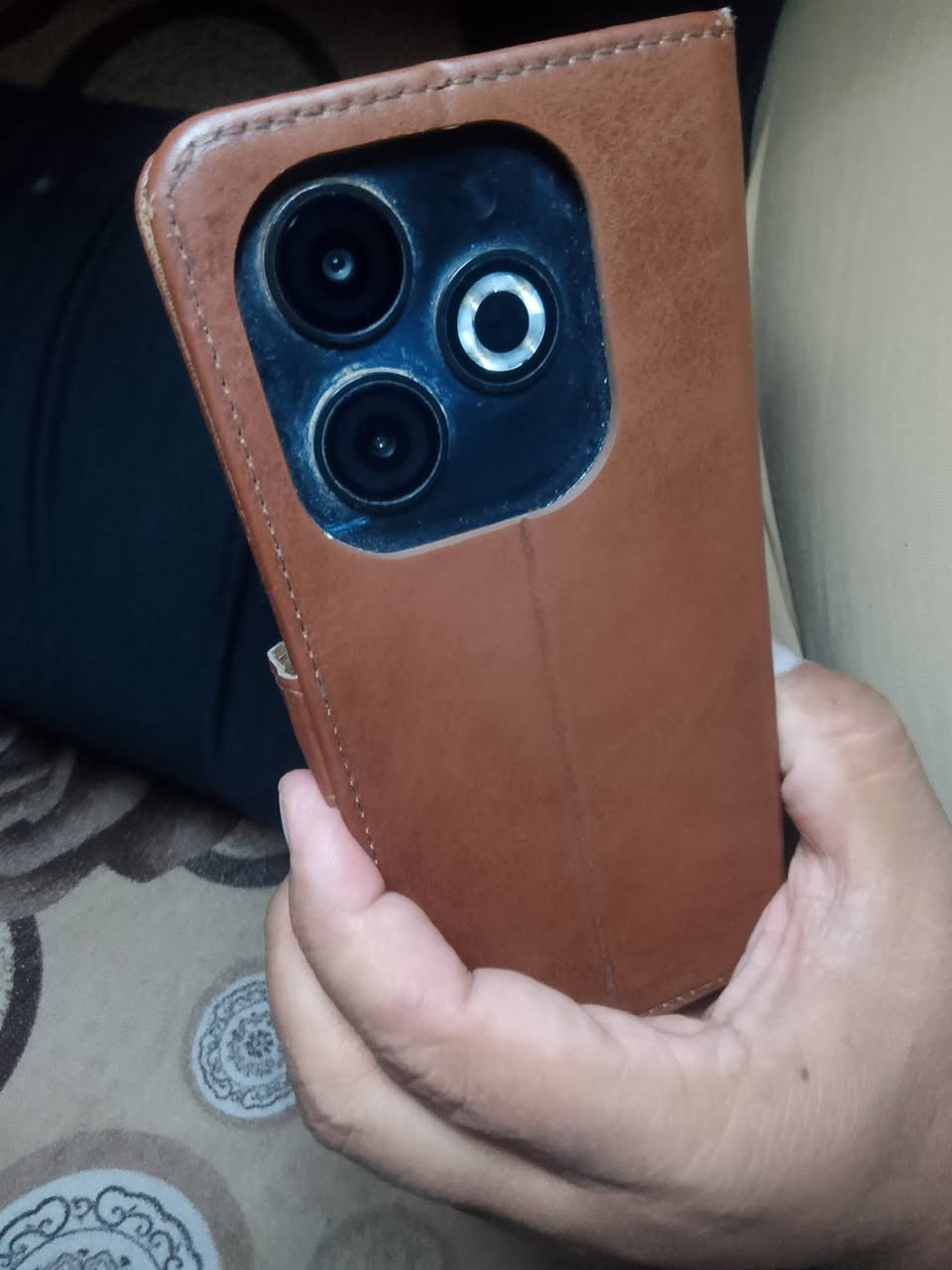 موبايل • موديل مجهول • بدون وصف
