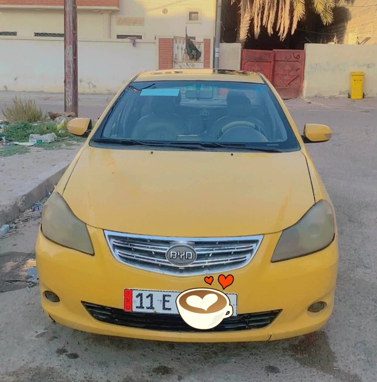السلام عليكم
بي واي دي 2013 G3 رقم بغداد الإنكليزي 

مصفرة هيئة وغرامات مكفولة من ضربه وتبديل 

كير اوتو بلادي يحتاج تبديل كونترول 

ومحرك بلادي لاتنقيص ولاتبخير كمبريسر تبريد  ضعيف

باتري وتايرات جدد كشنات جلد 

 بصمة فتحه شاشه تحكم مري شغال حساس خلفي 

السيارة بأسمي تحويل مباشر

السعر 44 وبيها مجال 

مكان السيارة بغداد /الشعله 

***********
