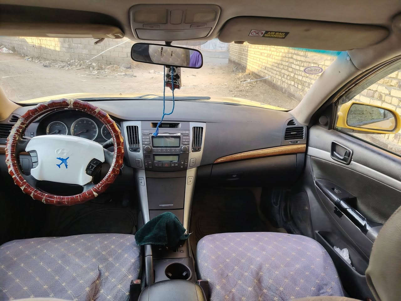 سلام عليكم سوناته موديل ٩ سيارته جاهز مال جاني تخم تاير وتريد ثلوج ماكينه وكير شرط مكان بابل شوملي.  بيهه جاملغ اليمن بيع مستعجل***********////***********
