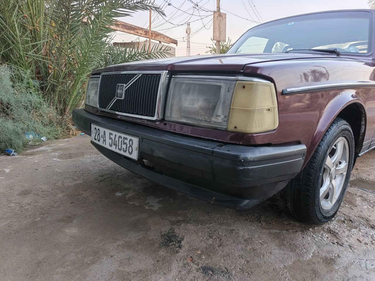 سلام عليكم حبايب فالفو البيع حجم 240مديل 1992سياره كير ومحرك وحداديه وتبريد جاهزه مابيه أي نقص دواخل نضيفه سياره شواصيه بلاديه بدون حادث مصبوغه الجماليه 
رقم نجف نكليزي سنويته جديده ال٢٨
بيع أو مراوس 
رقمي ***********تواصل
مكاني نجف كوفه السعر 45 بيه مجال
