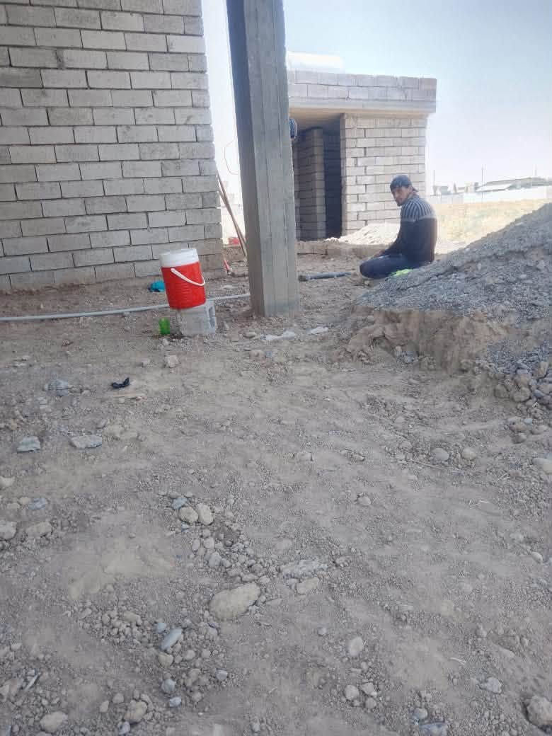 سلام عليكم
تم تصفير بيت وبالإضافة إلى انو تفليش بلوك على مدار 
كامل اخوتي اي شغل عندك نشتغل يوجد كادر كامل. 
من4 عمال فما فوق فرش حجر تصعيد رمل ابلوك تفليش 
حايط تصفير داخل خارج البيت اخوي اشعندك نشتغل 
خابرني وتدلل .***********
 واسأل الله الرزق لجميع @
