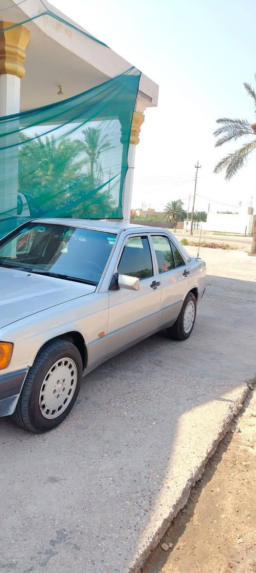 السلام عليكم
للبيع
مارسديس 190 طيارين رقم بغداد تحويل ثاني يوم 

محرك وكير جدد ونجي 

موديل 91

تخم تاير جديد

مكفولة من الصبغ والضربة

السيارة بلادية 

المكان /ناصرية سوق الشيوخ 

السعر/50

***********

تعليقات ما اجاوب
