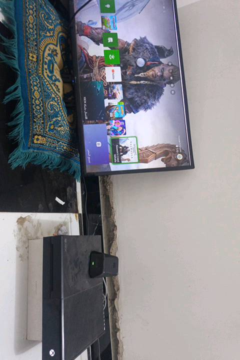 Xbox One للبيع بي اشتراك شهرين بعده بدايته 
بي العاب محمله 
عنواني كربلاء حي النصر