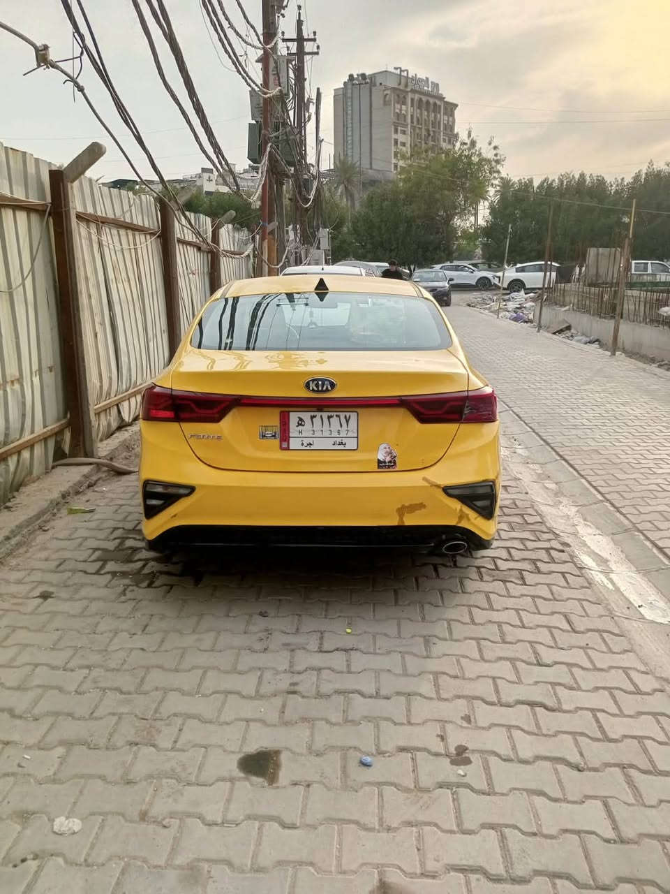 السلام عليكم ورحمته الله وبركاته
فورتي 2020 رقم بغداد دولي
حادثه موضح بالصور 
مكينه 2000 دوش خير من الله كير محور AT صدر امامي خلفي قبل سبوع شاده جديد
ويل عادي مع تخم تاير جديد تبريد ثلج سياره جاهزه لشارع مانقصها شي لحمدلله
بسمي شخصيا هيئه  غرمات مصفره
مكان السيارة بغداد الكمالية  السعر 113 
أتصال ***********

نص مكتوب في الصور:
- 000-29733993 - 03/01/2021 - IAA