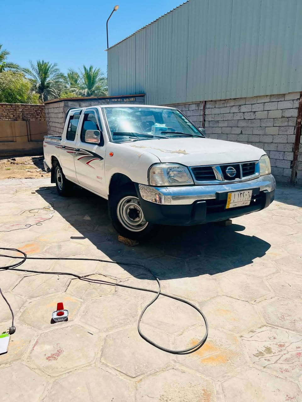 نيسان ٢٠١٣ • ثلث قطع • بدون دواخل