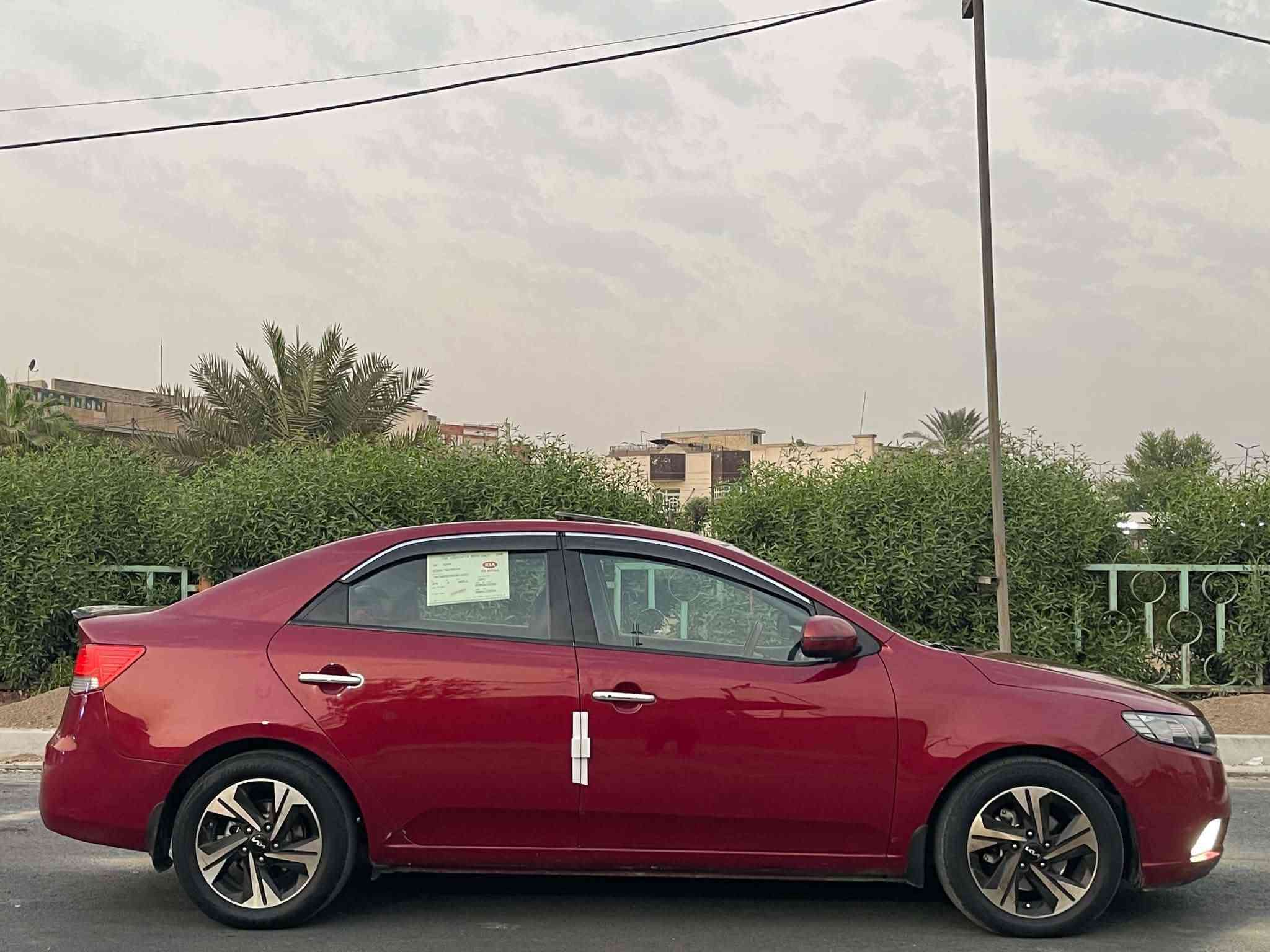 سيراتو ٢٠١١ خليجي فول 
سعر ٨٧ بيهة مجال شراي 
بيهة صبغ جملغ خلفي قبق جنطة

موصفات فول 
بصمة ابواب بصمة تشغيل 
فتحة سقف كشنات جلد 
شاير بلمري مري شفط ويل كب كروم
تحكم ستيرن جهيتن مانع نزلق 
حايكا بلوتوث شاشة جبيرة كامرة حساسات خلفية تبريد بيانو 
سيارة جاهزة ما بيهة اي نقص 
سيارة وضع شركة ماشية ١٦٠ 
محرك ١٦٠٠ دوش لا تبخير ولا تنقيص
مكان سيارة بغداد الشعب 
رقمي ***********
