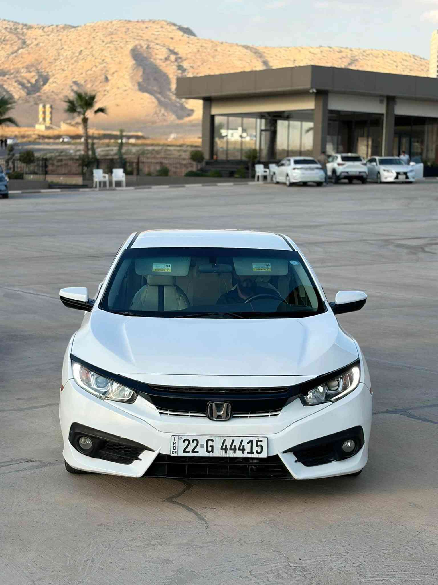 للبيع سيفك موديل 2017 
مواصفات نص فول كير محرك تبريد كلة بشرط 
رقم سنوية جديد السيارة جاهزة ماشاء الله 
قطعتين صبغ بدون دواخل بدون ايربك مكان سيارة دهوكً السعر بلاش *********** ***********
