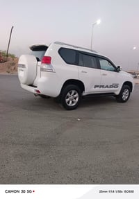 برادو كويتي تانكيين للبيع موديل 2013 نضيفه مكفوله من الصبغ والضربه فول...