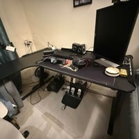 شاشه حجم 19 60hz vga وياها تحويله hd  40الف  ميز جبير rgb سعر 90 الف  ...