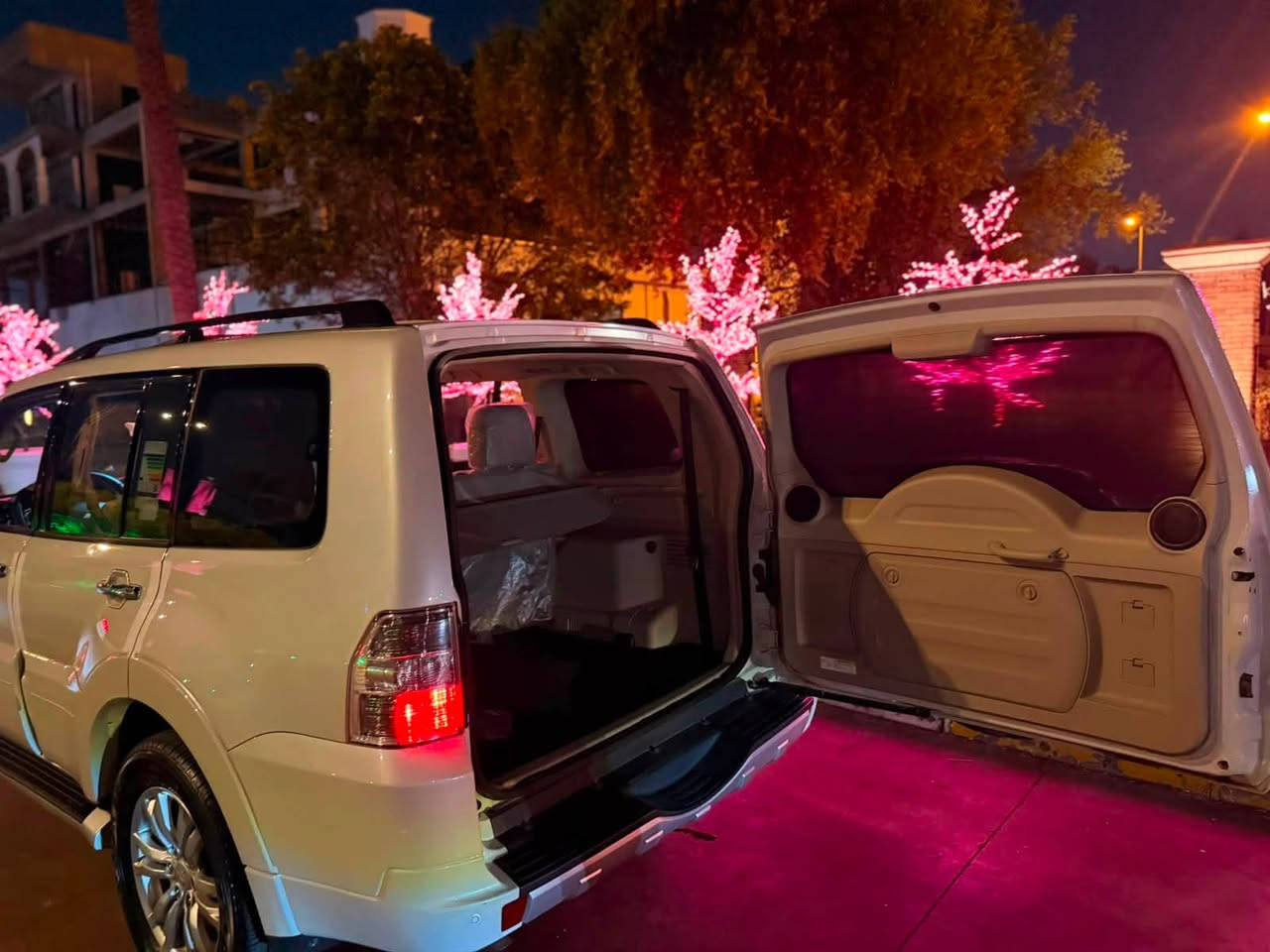 🚗 ميتسوبيشي باجيرو حبتور 2019
🔺مواصفات السيارة

▪️ محرك 3800 سي سي

▪️ فول مواصفات

▪️ فتحة سقف (سلايد)

▪️ كشنات كهربائية

▪️ دمام

▪️ سماعات بالصندوق

▪️ مكفولة كفالة عامة حتى من البارد

▪️ السيارة بحالة الوكالة

📍 مكان السيارة

▪️ بغداد حي الجامعه

📱 رقم ***********
السعر 208 وبيه مجال
