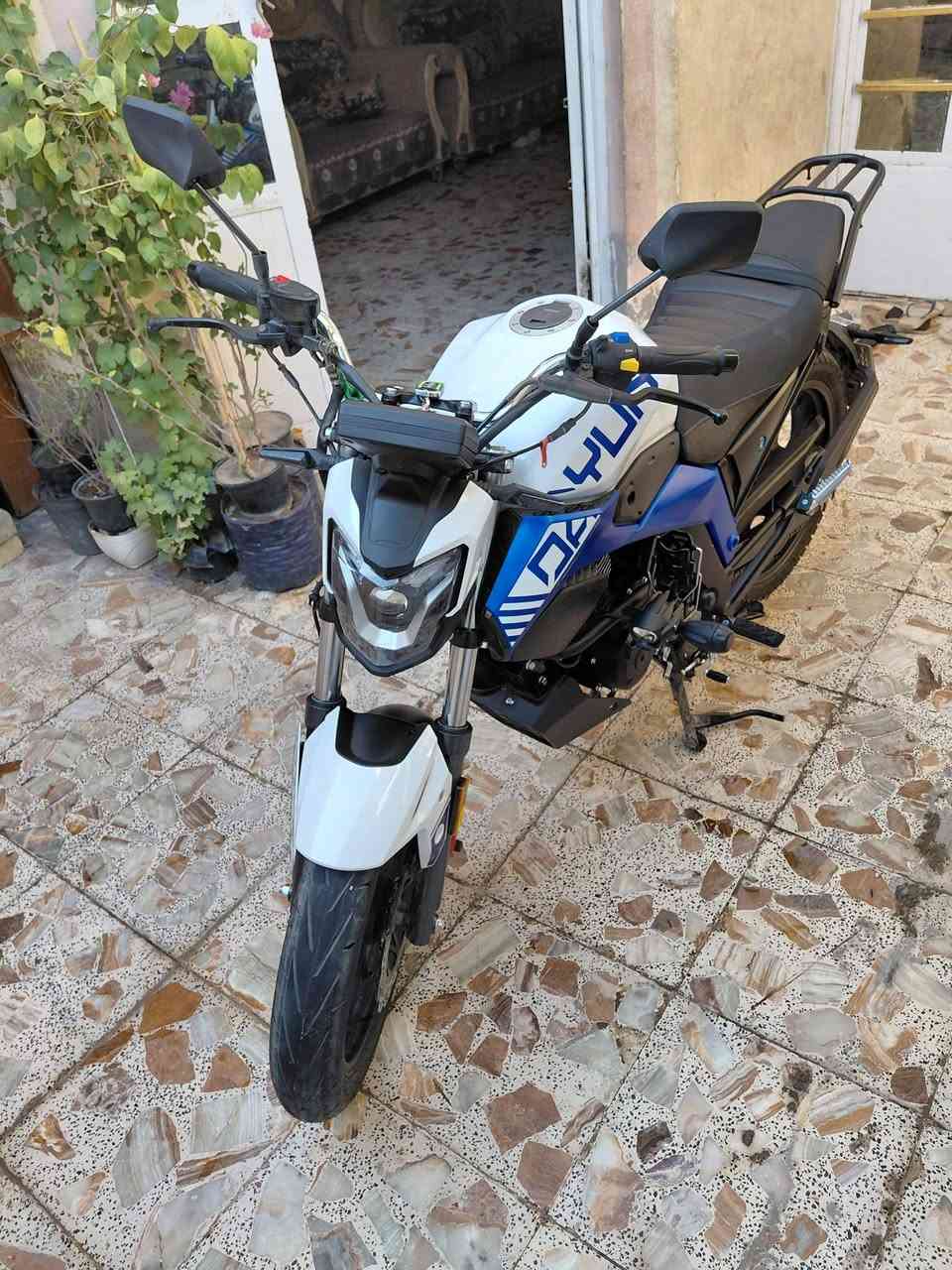 سلام عليكم دايوان ميكا موديل 26 مكينه 200cc الدراجه بعدهي زيرو ماشيه 800 فقط يعني حته مو الف ماشيه اقل الالف رايدها ب 2750 وبيها مجال مستعجل ع بيعته هذ رقمي ***********
