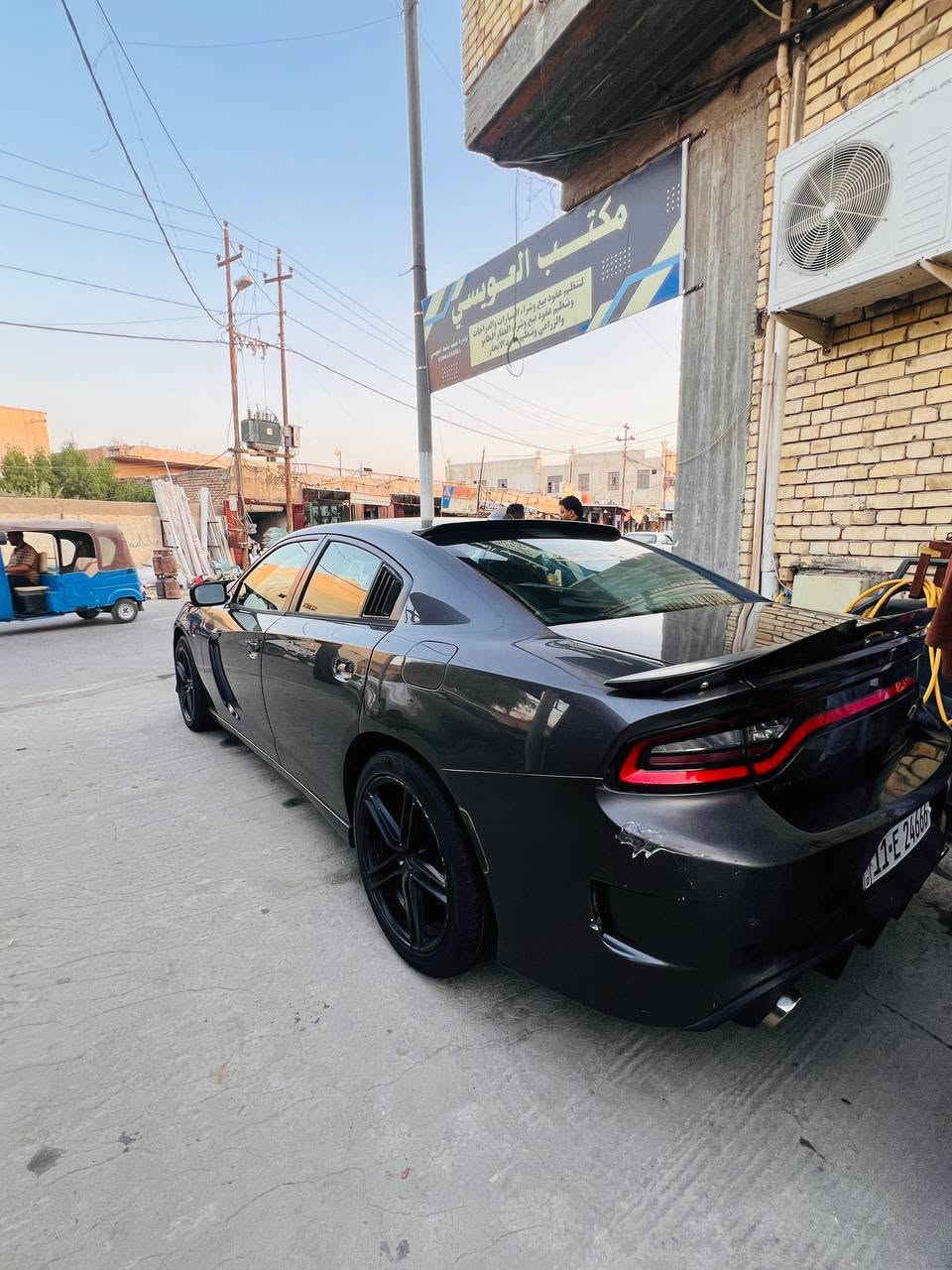 السلام عليكم
السعر بلاش ب١٤٧  وبيه مجال بيع سريع 
جارجر R/T 
موديل 17 اصل

رقم بغداد دولي تحويل مباشر
هزه جديده قبل سبوع 

تبديل بابين     

سياره فول مواصفات 

كشنات تدفئه

فتحة سقف

نضام سبورت 

مكينة 5.7

شاشه كبيره 

صوت كزوزات

باقي مواصفات معروفه

سياره جاهزه حداديه وتبريد وكير ومحرك وتخم تاير كله علشرط

دواخل كارتون

سياره حلوه ومال جناي

ناصريه/ قلعة سكر 

***********

*********** 

‭
