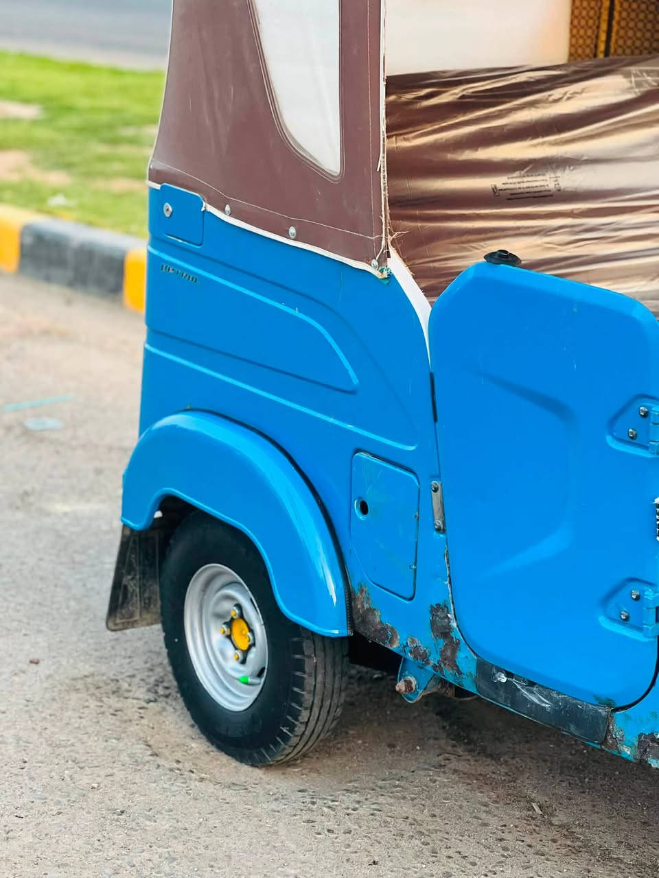 تكتك لبيع موديل 22وراق وكيل سيد وسام كشره مكفوله تكتك مال جناي مكاني لمجر الكبير سعر7350وبيه مجال***********
