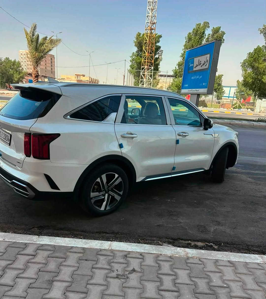 كيا سورنتو 🇰🇷
✅ موديل: 2023
✅ هايبرد
✅ اللون: أبيض
✅ الوقود: بنزين +هايبرد
✅ تشغيل بالبصمة
✅ شاشة كبيرة
✅5كامرات  كاميرا خلفية+اماميه
✅ حساسات أمامية وخلفية
✅ مقعد وراكب السائق كهرباء
✅ كفالة عامة
✅ تمشي على ريموت
✅مكان سياره الديوانية
✅***********
