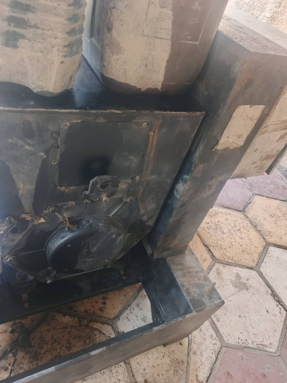 سلام عليكم للبيع بيركز نكليزي 110 كيفي سوبر جار على وضع شركه لا تبديل ولا مفتوح مكاني بغداد التاجي قرب جسر دوار *********** السعر 32ورقه بيع مستعجل
