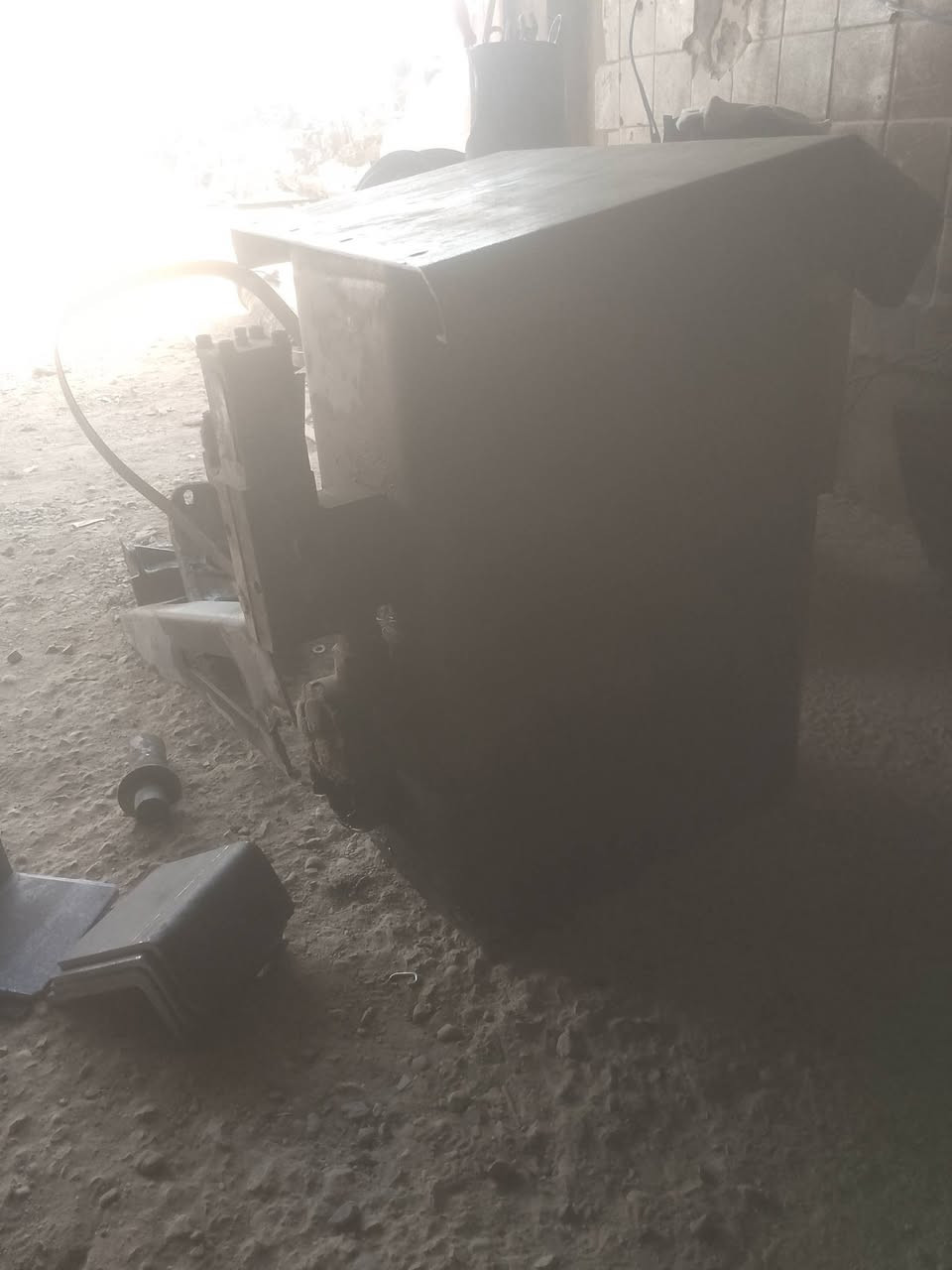 سلام عليكم جك الماني للبيع هوة والتانكي والكنترول كامل ***********
