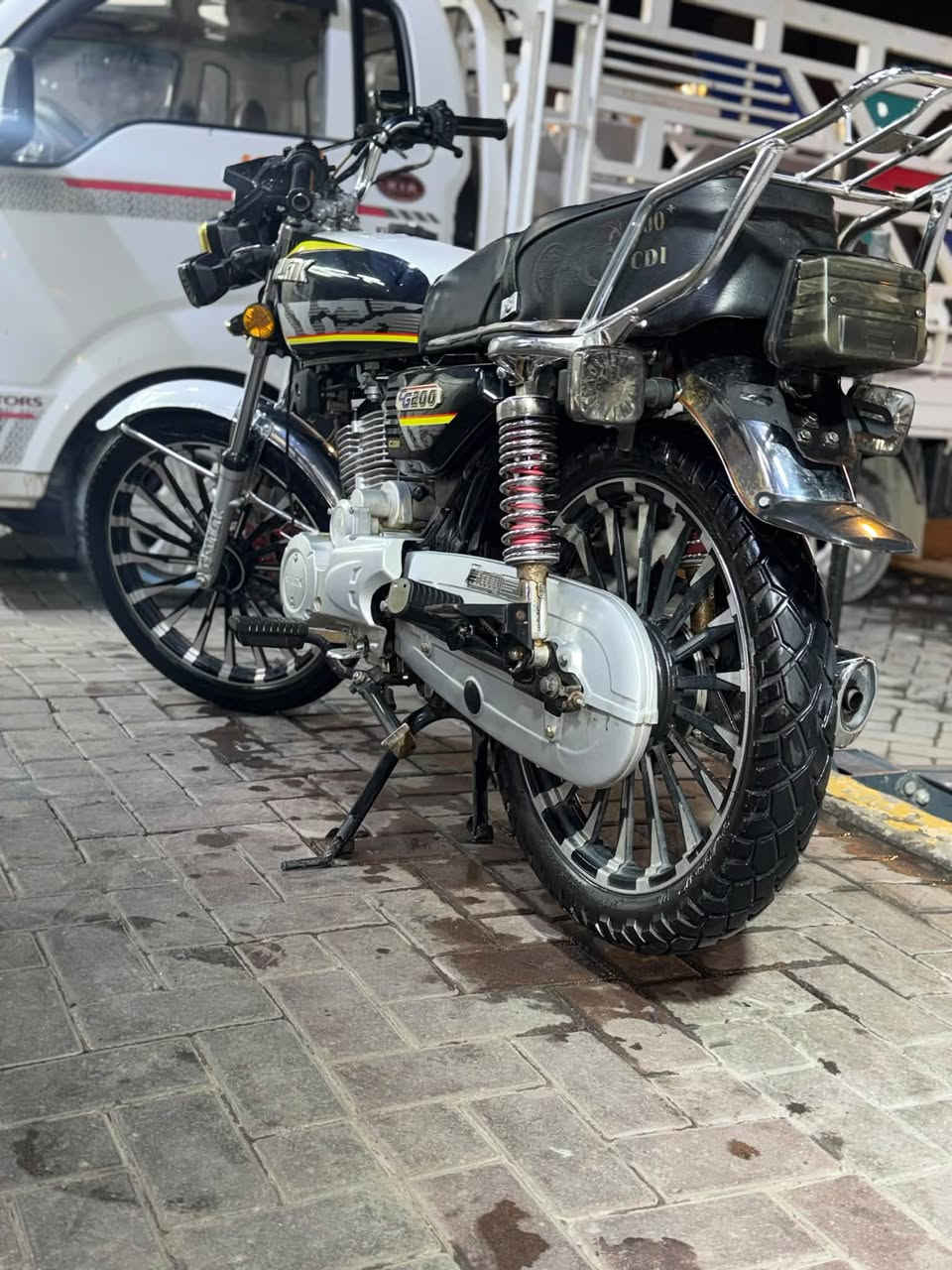 ‏
￼ السلام عليكم 

🏍️ للبيع دراجة نارية إيراني – موديل 2025

🔥 200 CC – مكينة قوية وحقيقية

❄️ بيها سوبر وتبريد للمكينة

✨ الدراجة نظيفة وحلوة وكاملة مكملة

✅ جاهزة للاستخدام

🔧 النقص فقط الكبريتة تحتاج تنظيف أو تبديل

📍 الموقع: بغداد – العامرية

💰 السعر: 780 ألف دينار

🤝 بيها مجال للجادين

📞 للاستفسار والاتصال:

***********

⚡ دراجة موديل جديد، نظيفة وتستاهل المعاينة
